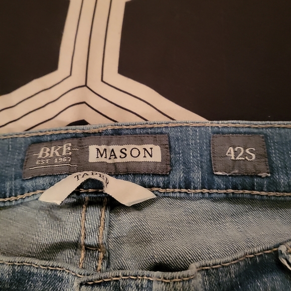 Buckle jeans - Picture 2 of 3